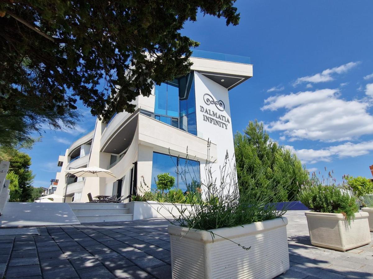 Apartments Dalmatia Infinity Бибине Екстериор снимка