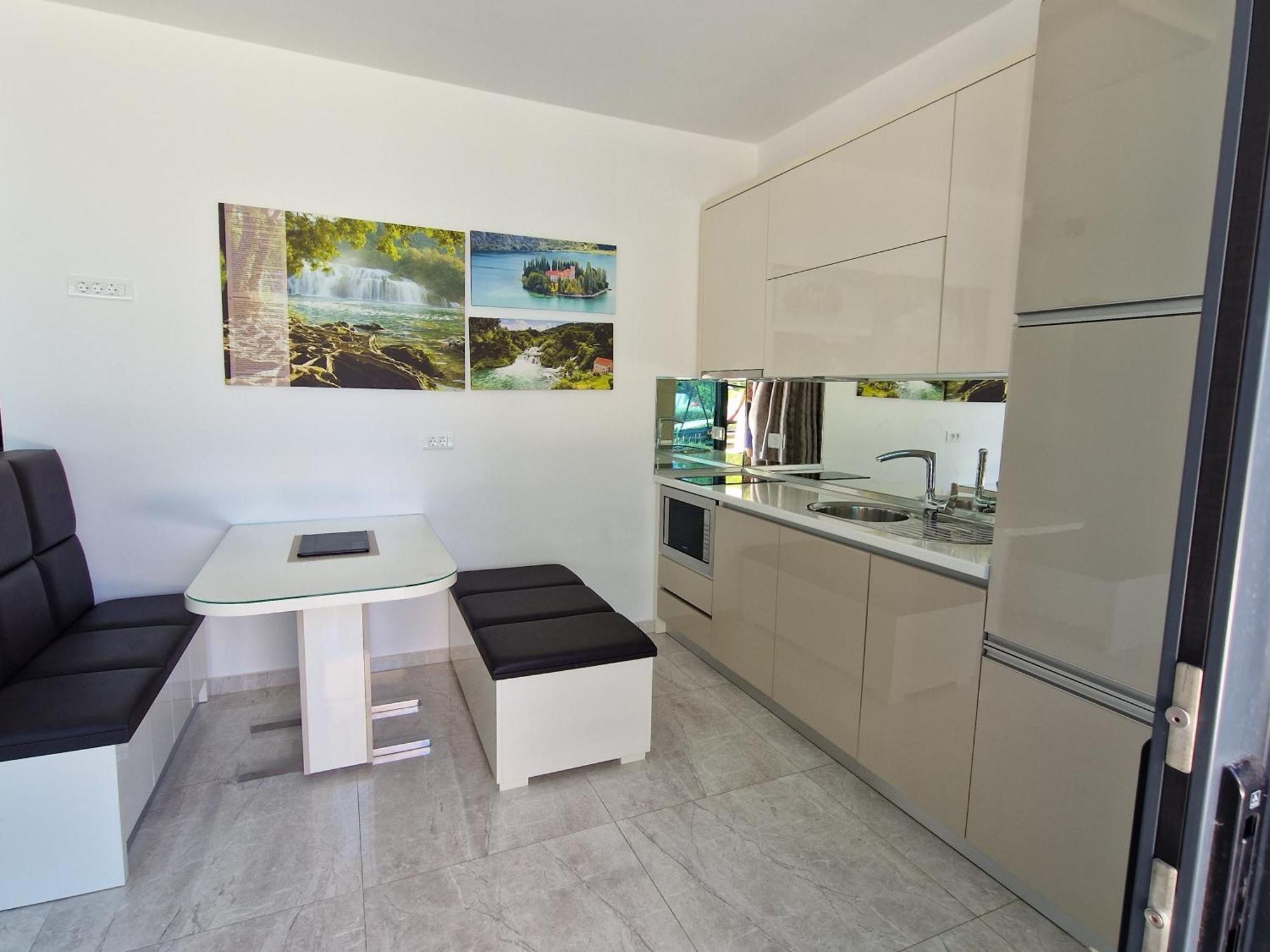 Apartments Dalmatia Infinity Бибине Стая снимка