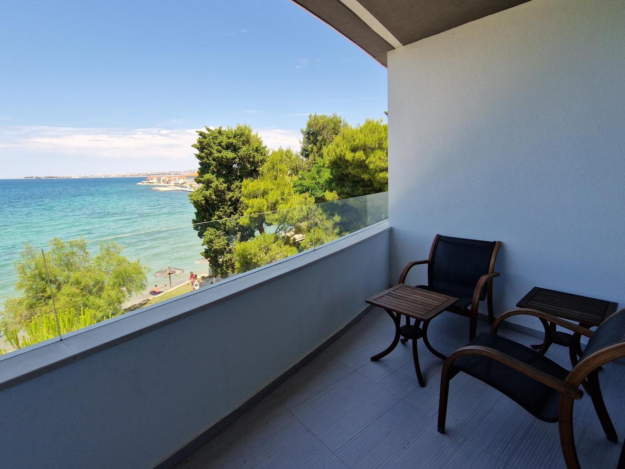 Apartments Dalmatia Infinity Бибине Стая снимка