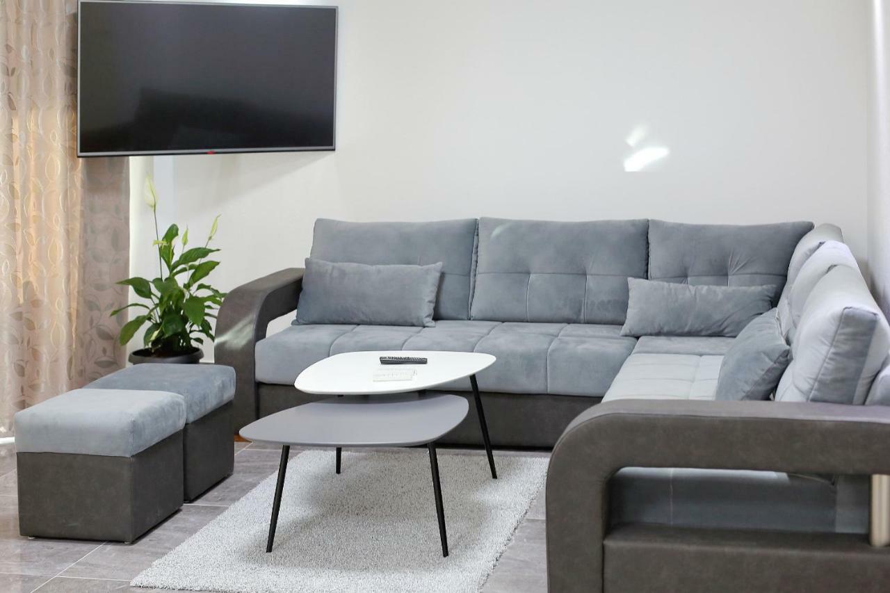 Apartments Dalmatia Infinity Бибине Екстериор снимка